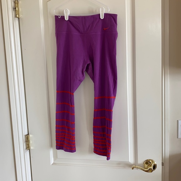 GUC Nike purple w/orange stripe crops - Picture 1 of 6